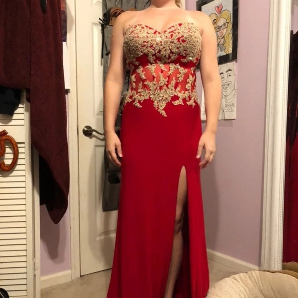 Prom Dress - Picture 5 of 8